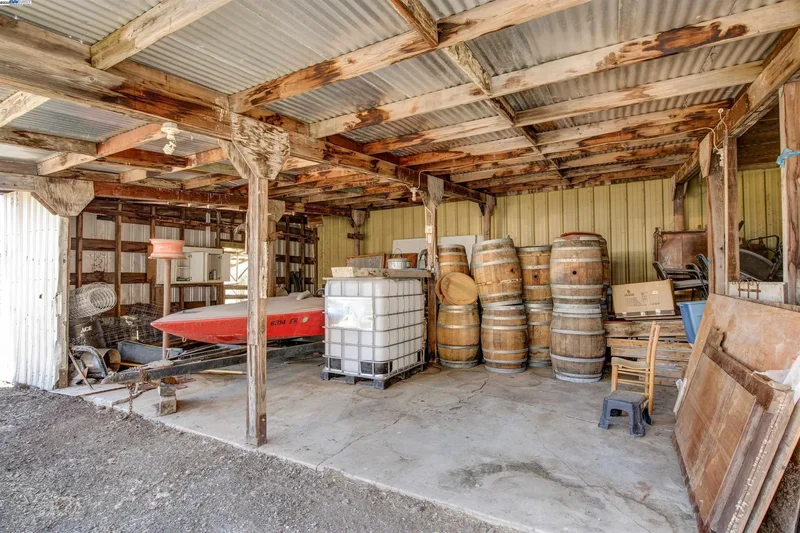 7878 Butts Canyon Road, Pope Valley, California, United States. - Photo 12