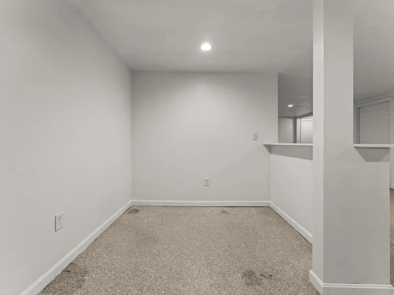 11 Benson Street , Worcester, MA 01604, Worcester, Massachusetts, United States. - Photo 31