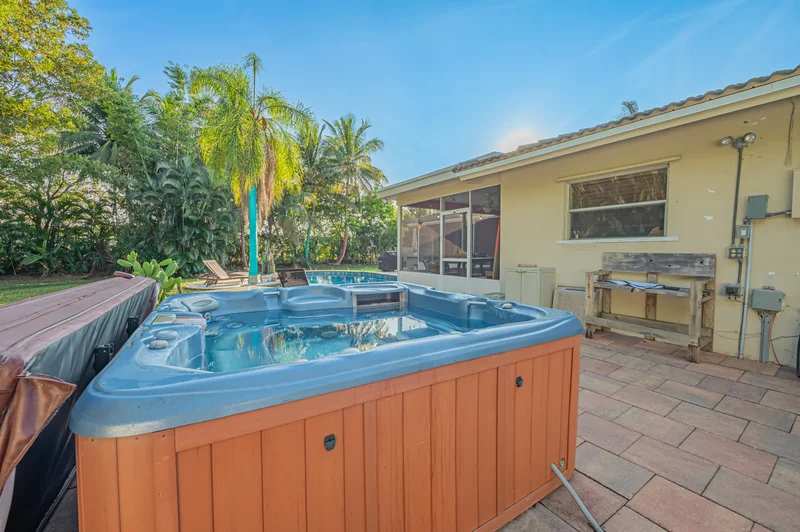 11400 Tara Dr , Plantation, FL 33325, Davie, Florida, United States. - Photo 11