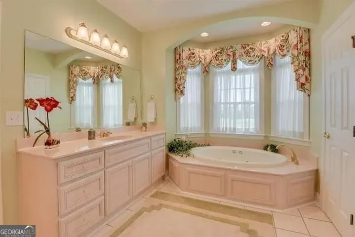 Gallery photo 9