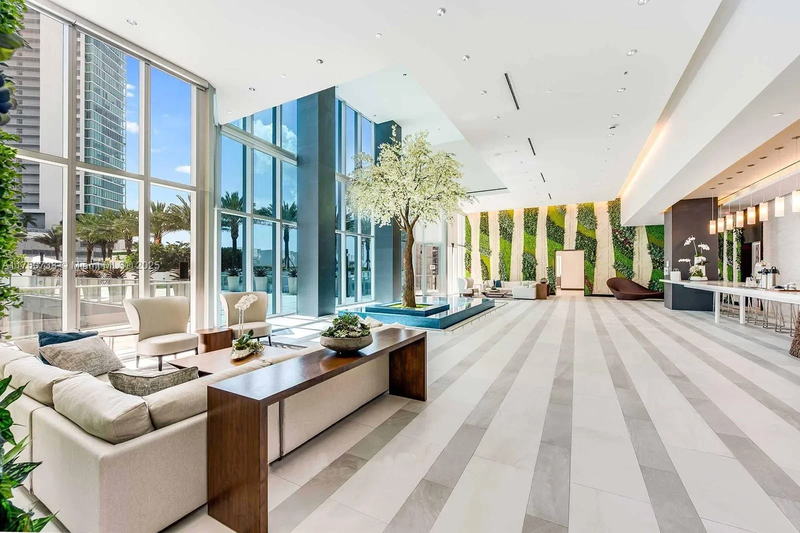 851 NE 1st Ave 3611, Miami, Florida, United States. - Photo 18