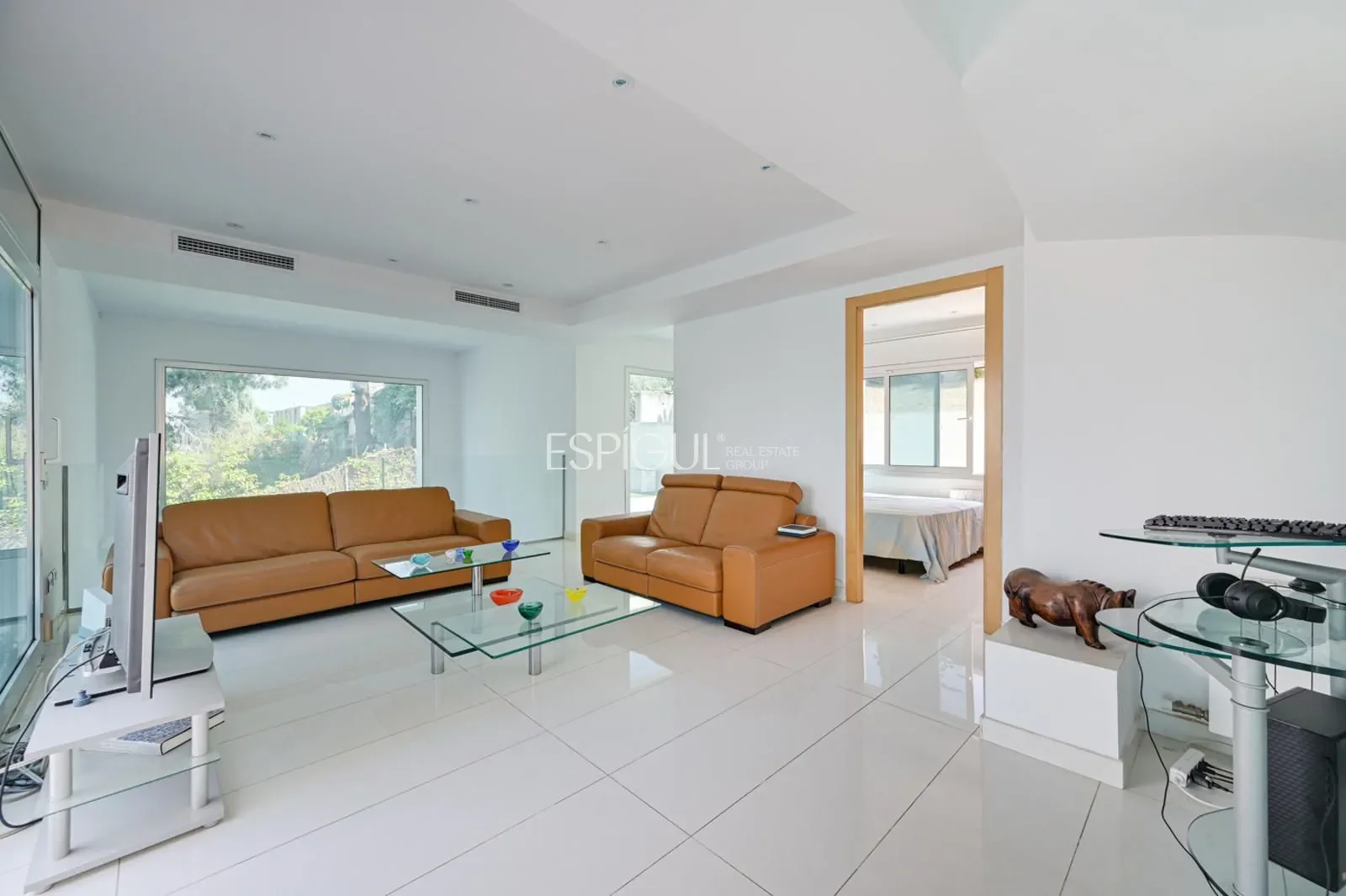 Gallery photo 8