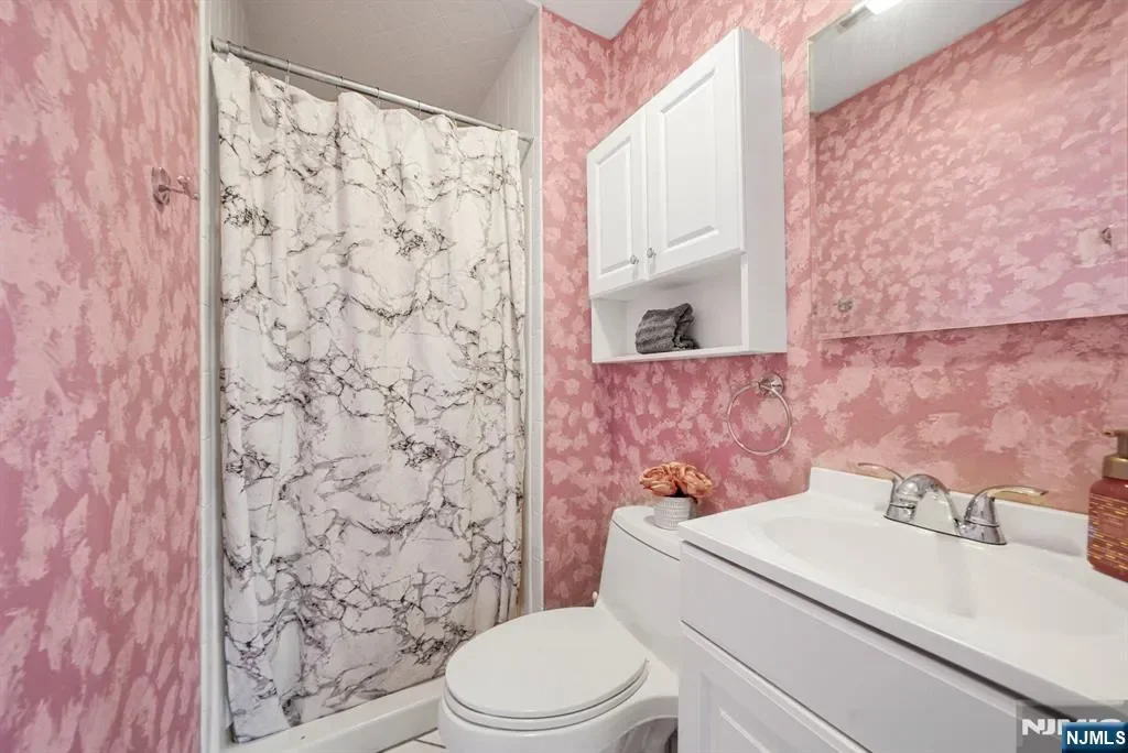 12 Clinton Lane, Wayne, NJ 07470, Wayne, New Jersey, United States. - Photo 18