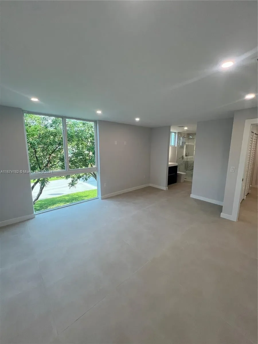 94825 Overseas Hwy 253, Key Largo, Florida, United States. - Photo 3