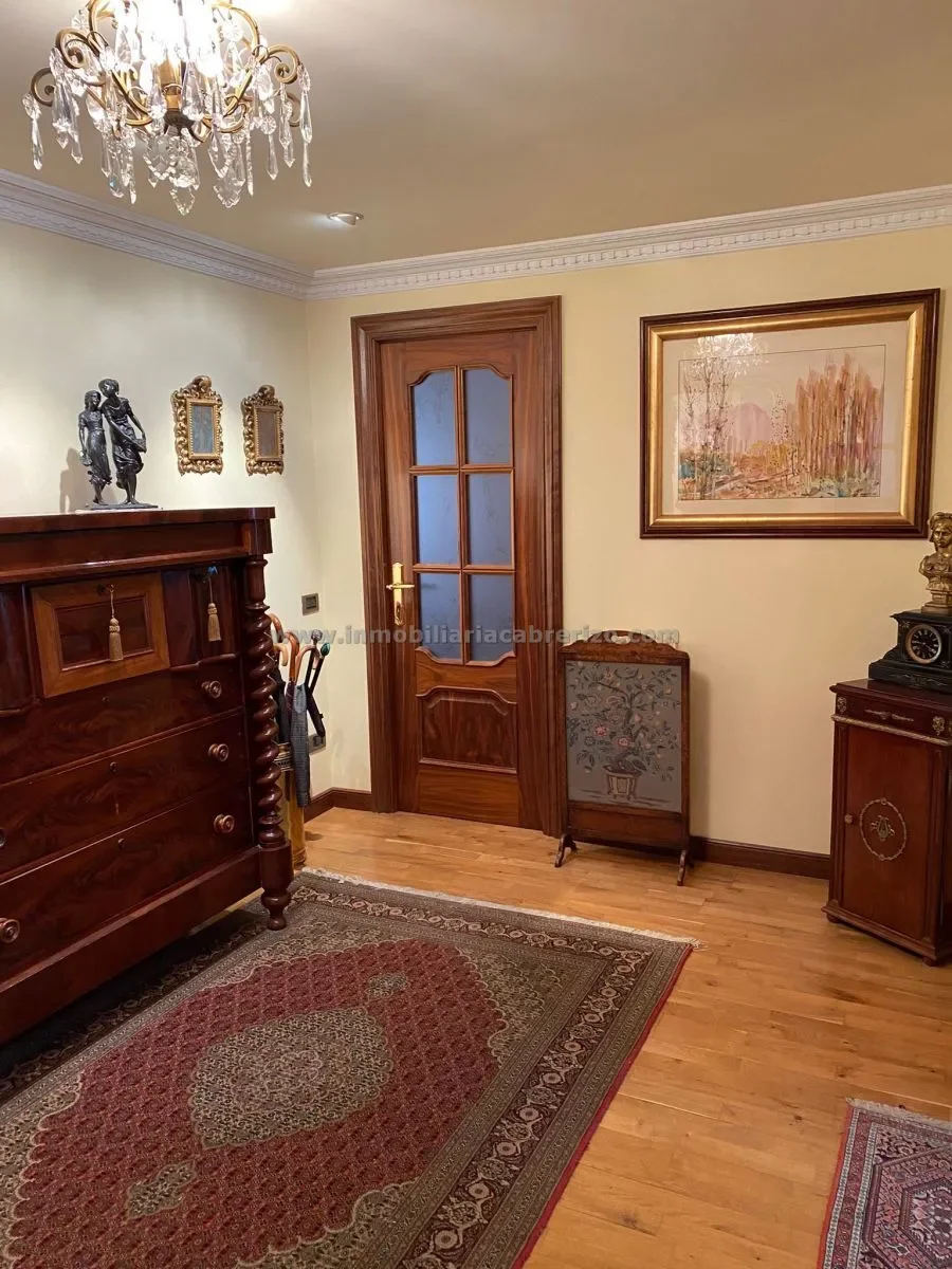 Gallery photo 1