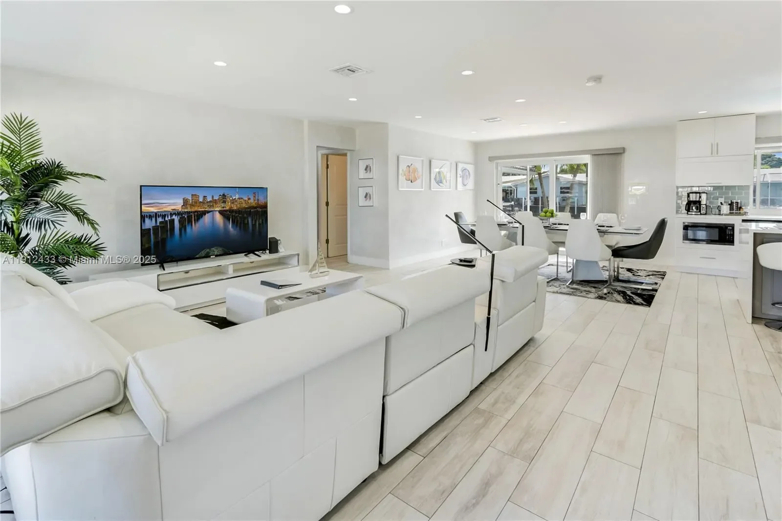 Gallery photo 2