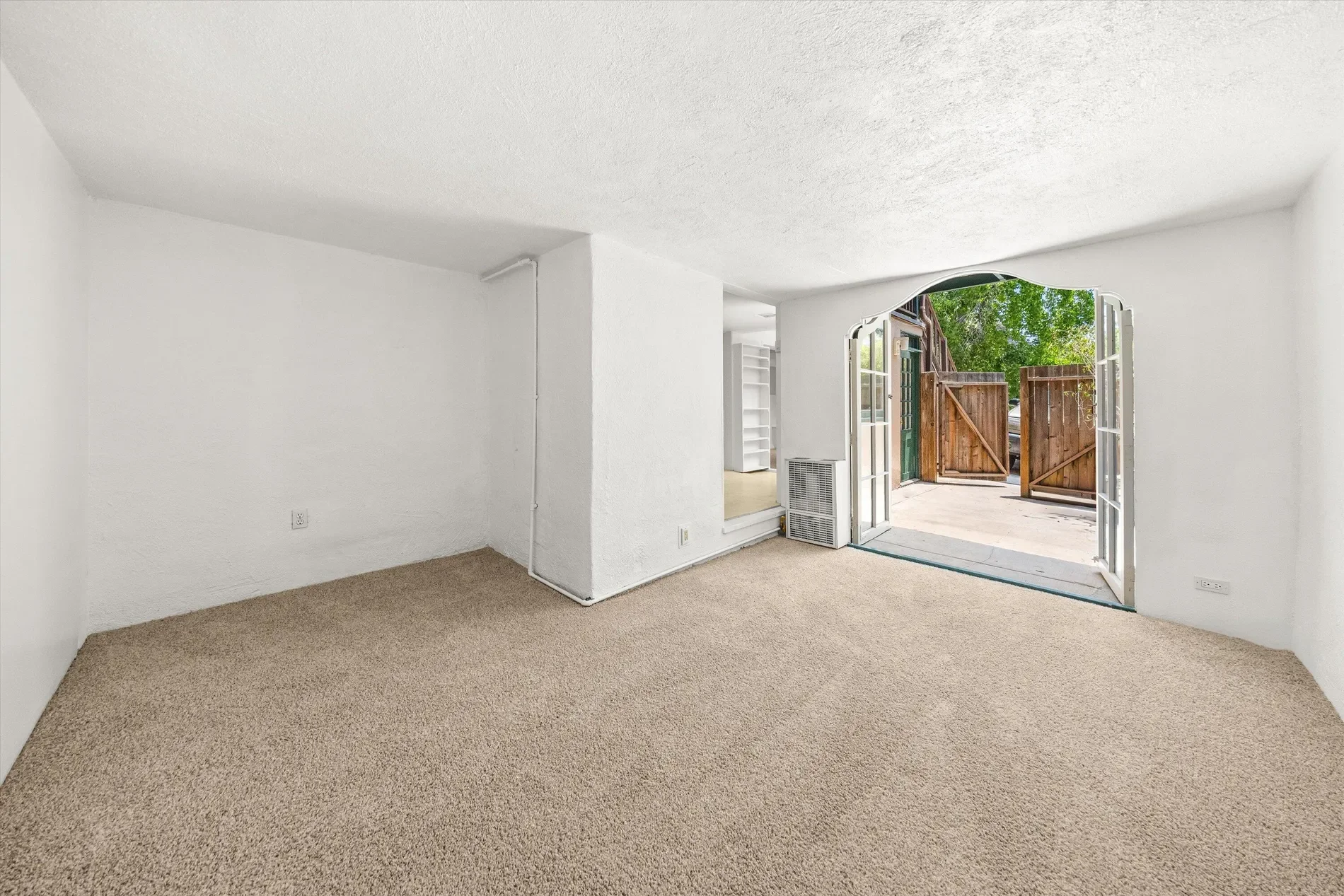 513 E Pedregosa Street, Santa Barbara, California, United States. - Photo 56