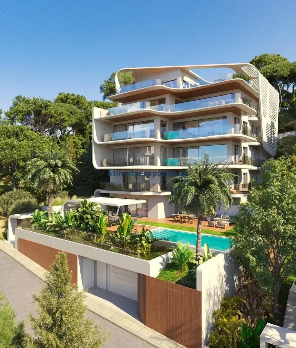 Vouliagmeni, Attica, Greece. - Photo 4