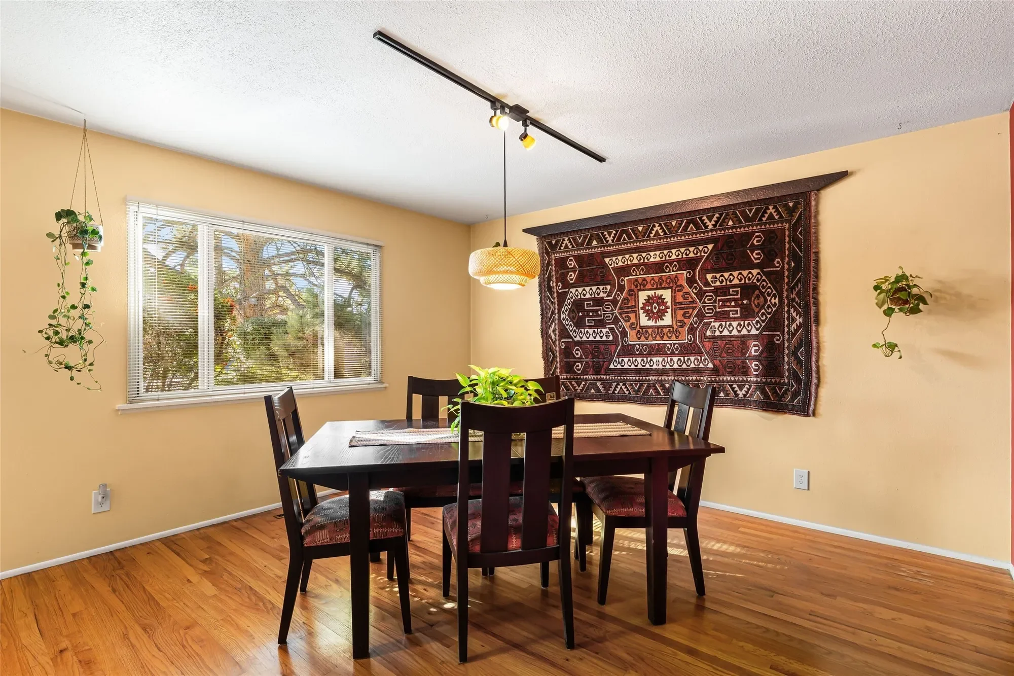2725 Camino Chueco, Santa Fe, NM 87505, Santa Fe, New Mexico, United States. - Photo 1