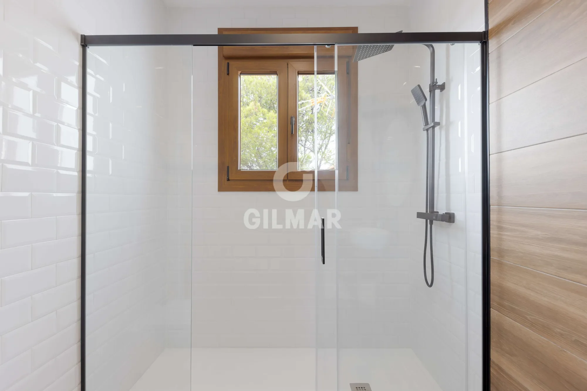 Gallery photo 6