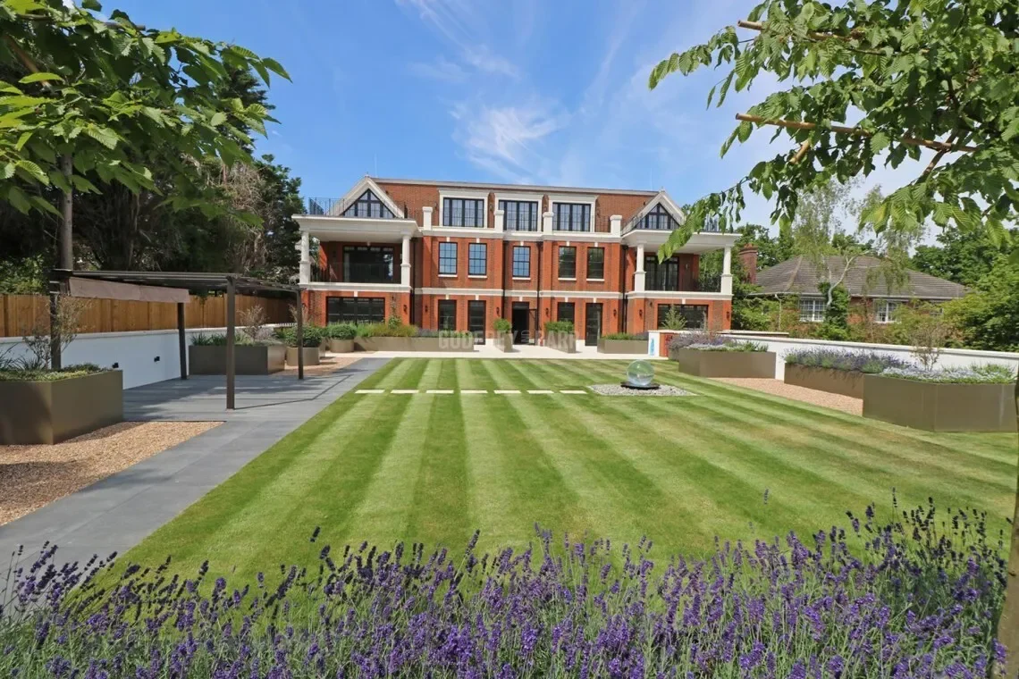 Sereno House, Beech Hill, Barnet, England, United Kingdom. - Photo 9