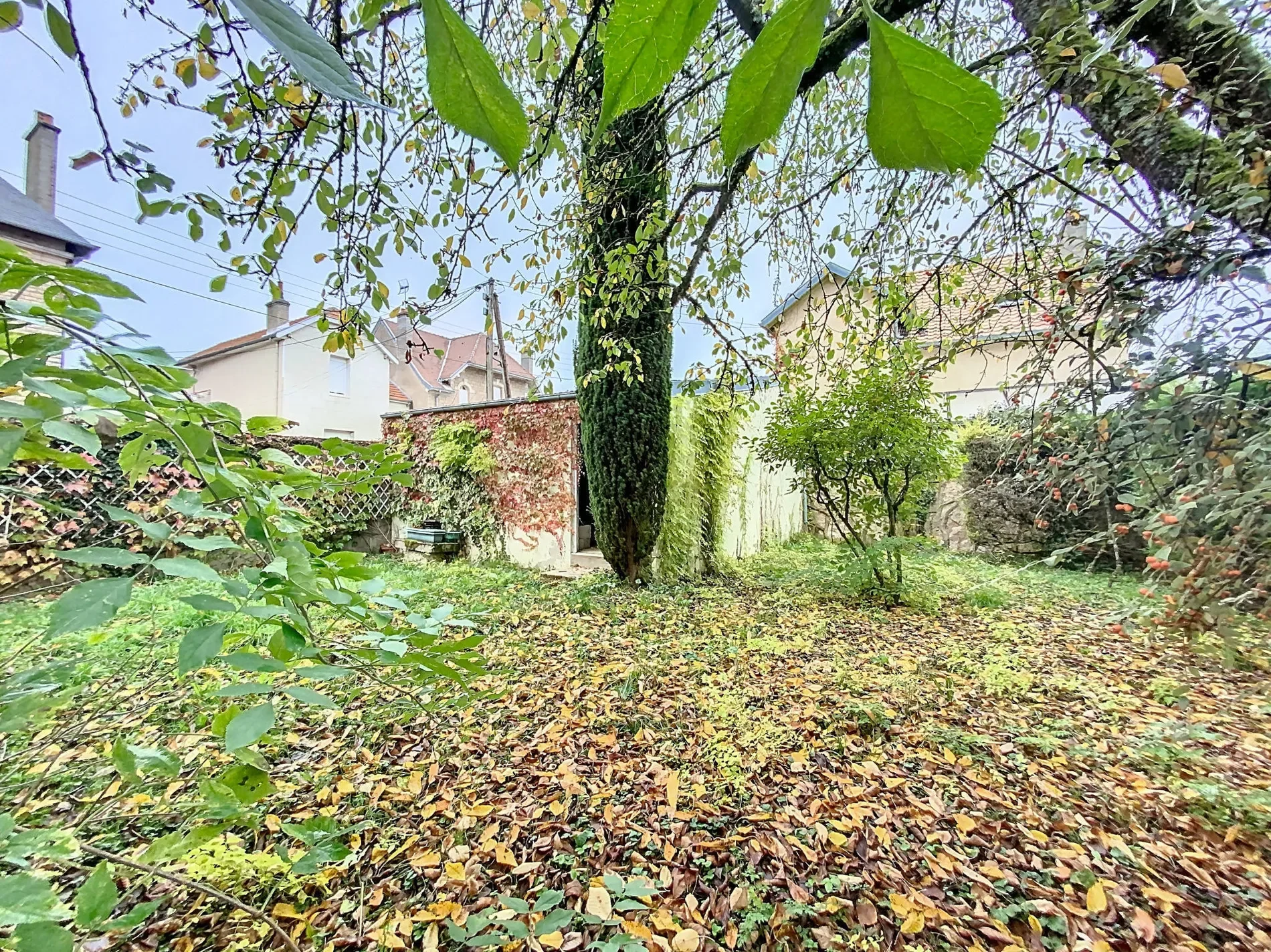 Exterior photo 3