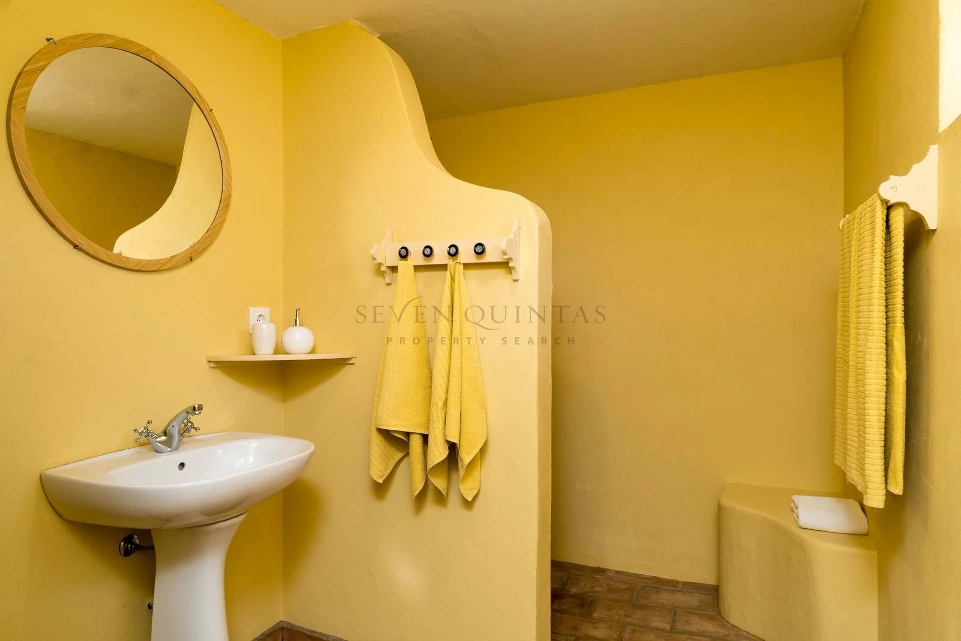 Gallery photo 12