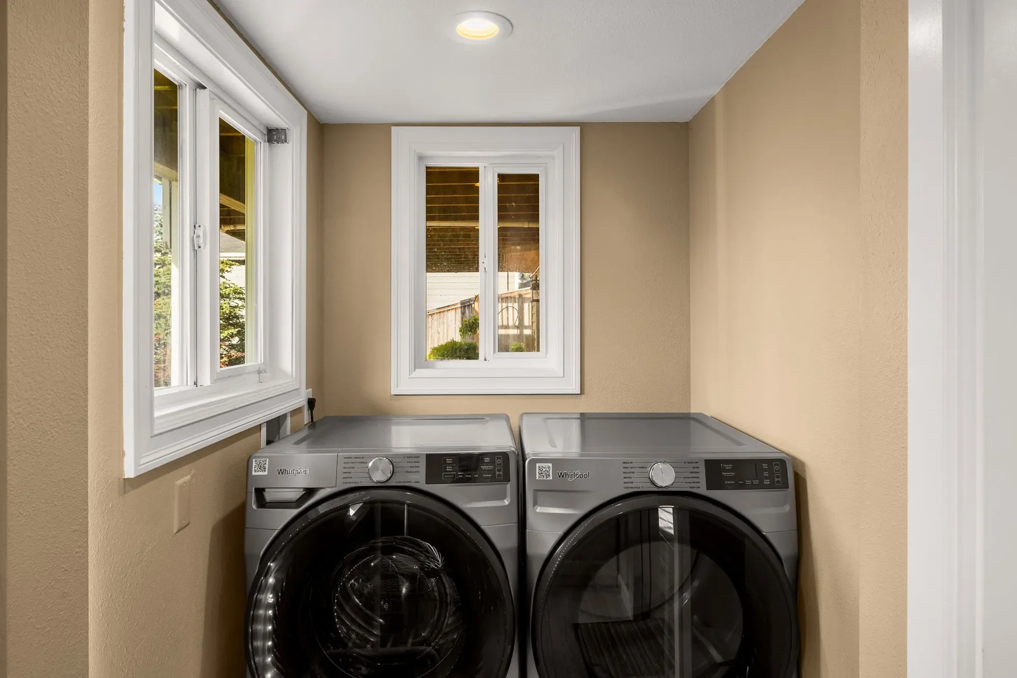 4724 Gardner Ave , Everett, WA 98203, Everett, Washington, United States. - Photo 24