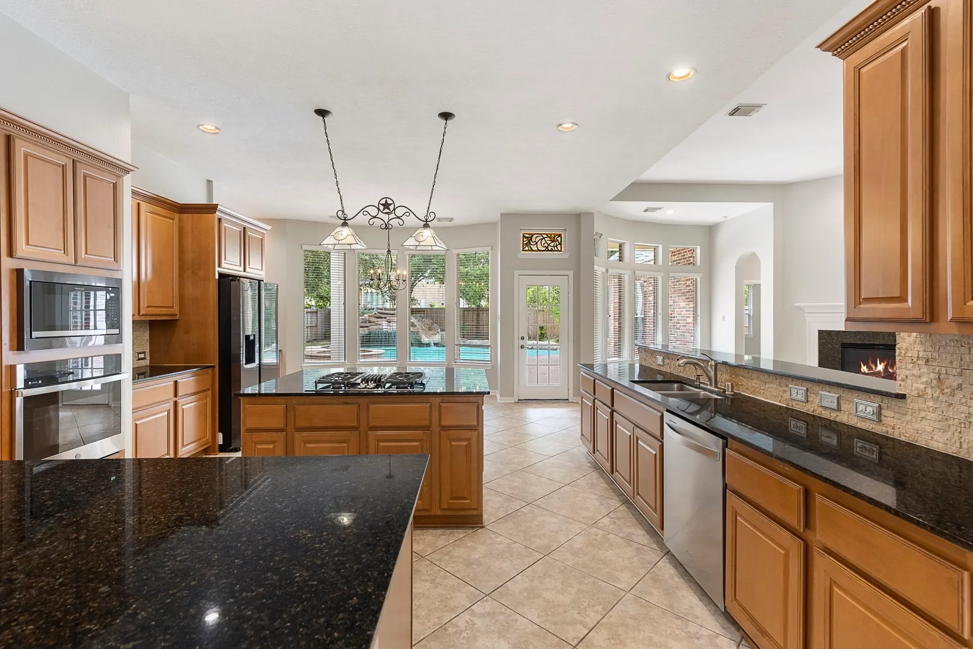 6 Hithervale Court, The Woodlands, TX 77382, The Woodlands, Texas, United States. - Photo 18