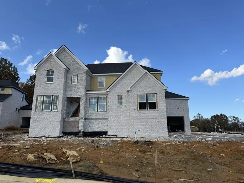 Single Family Residence in Arrington