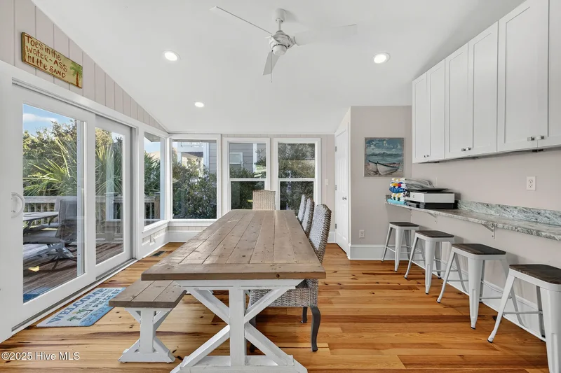 9 E Atlanta Street, Wrightsville Beach, North Carolina, United States. - Photo 17