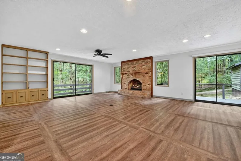 260 Flat Creek Crossing, Blue Ridge, GA 30513, Blue Ridge, Georgia, United States. - Photo 8