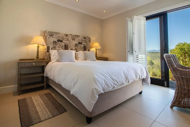 50 Ponta Delgarda Avenue, Plettenberg Bay, Western Cape, South Africa. - Photo 43