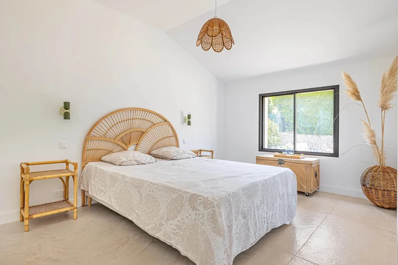 409 Chemin des Brusquets, Vallauris, Provence-Alpes-Côte d'Azur, France. - Photo 22