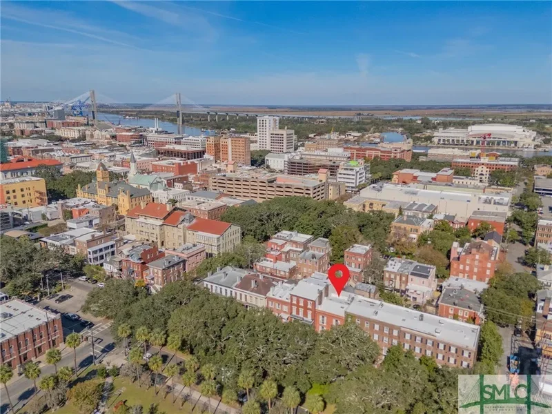 228 E Oglethorpe Avenue, Savannah, Georgia, United States. - Photo 6