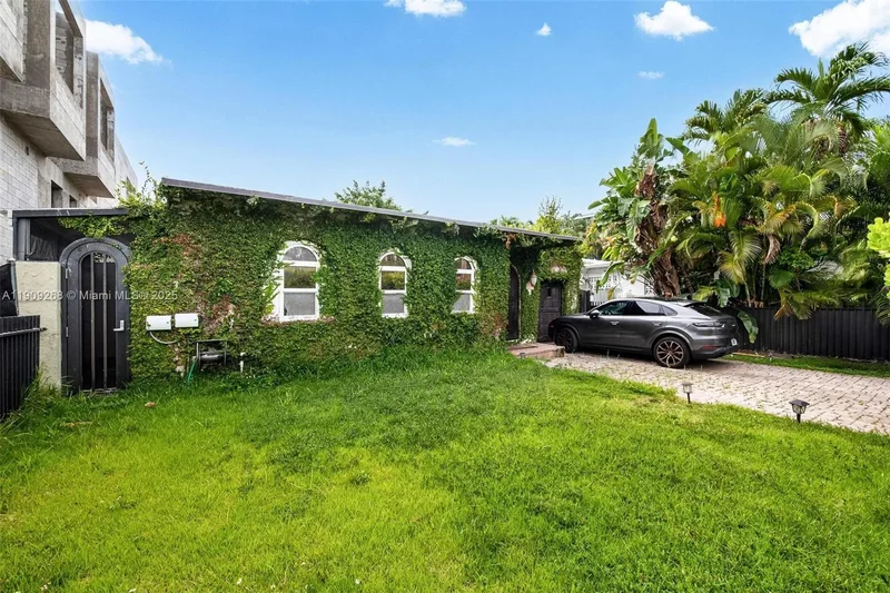 7701 NE 8th Ave, Miami, FL 33138, Miami, Florida, United States. - Photo 37
