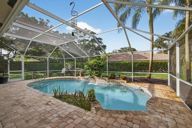 9923 SE Oak Tree Terrace, Tequesta, Florida, United States. - Photo 67