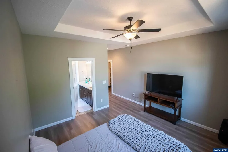 1001 Doe Ct NW, Salem, Oregon, United States. - Photo 17