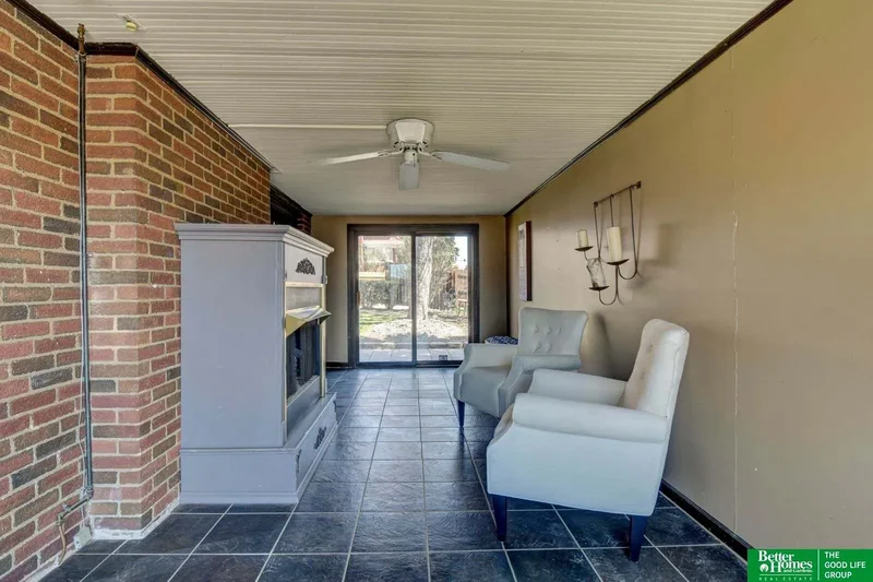 101 N 54 Street, Omaha, NE 68132, Omaha, Nebraska, United States. - Photo 14