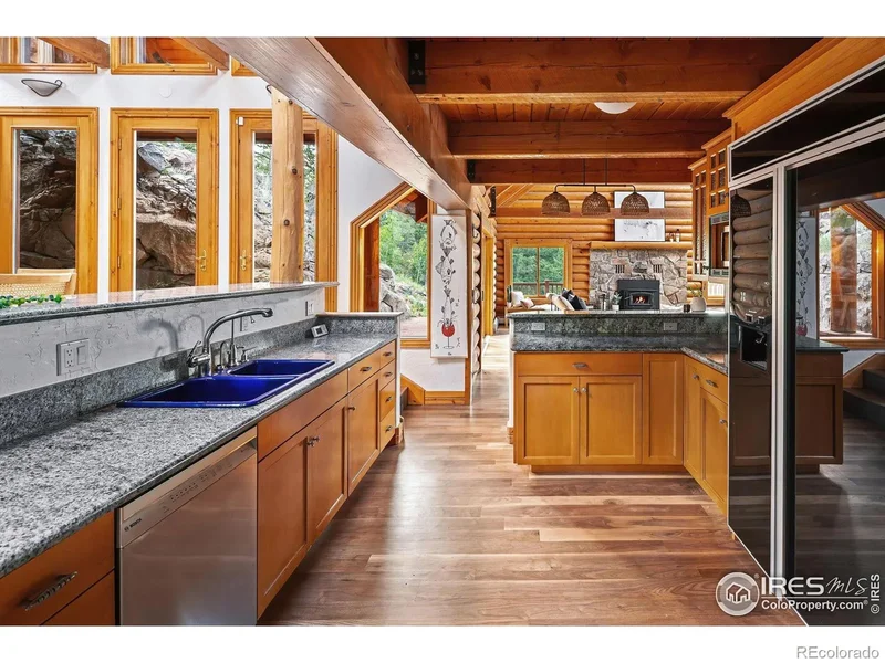 172 Tall Pine Lane, Boulder, Colorado, United States. - Photo 18