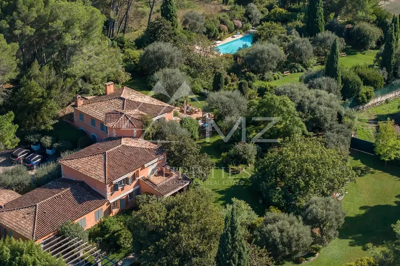 Mouans-Sartoux, Provence-Alpes-Côte d'Azur, France. - Photo 6