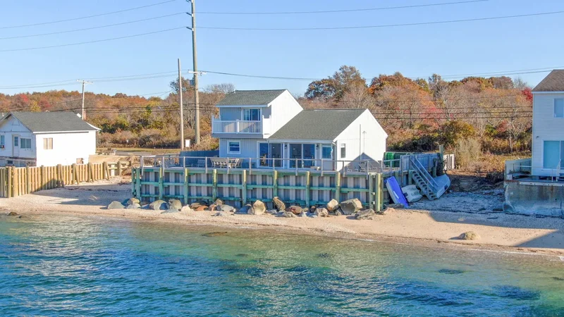 58425 Route 48 , Greenport, NY 11944, Greenport West, New York, United States. - Photo 16