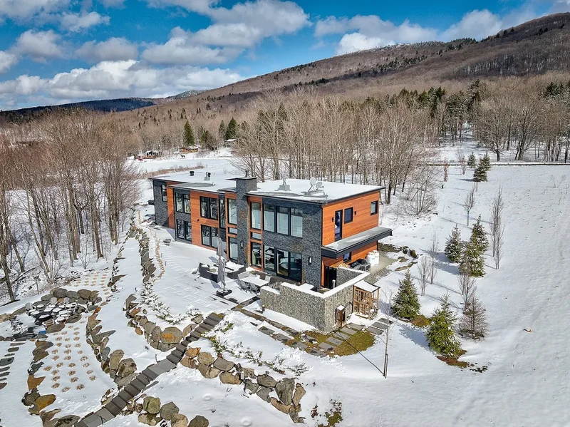 45 Ch. de la Prairie, Sutton, Quebec, Canada. - Photo 26
