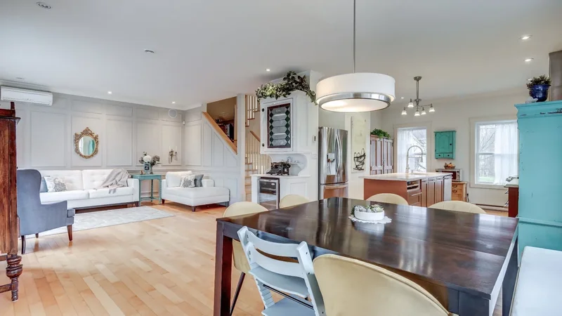 378 Rue de la Couronne, Bromont, Quebec, Canada. - Photo 12