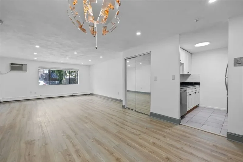 84 Grant St 7, Somerville, Massachusetts, United States. - Photo 14