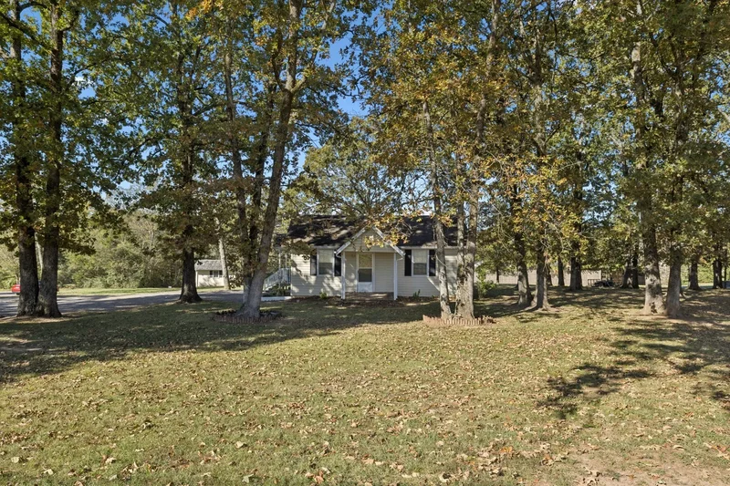 1129 Waller Rd, Brentwood, TN 37027, Nashville, Tennessee, United States. - Photo 2