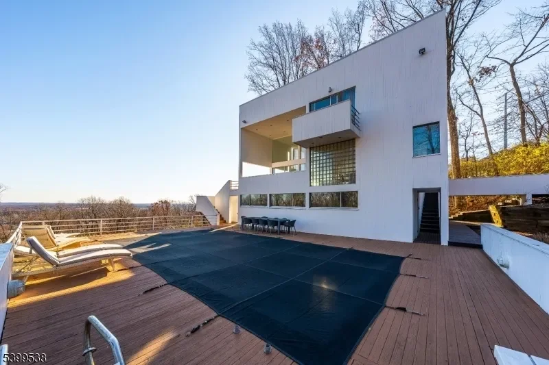 1152 Johnston Dr, Watchung Boro, NJ 07069, Watchung, New Jersey, United States. - Photo 27