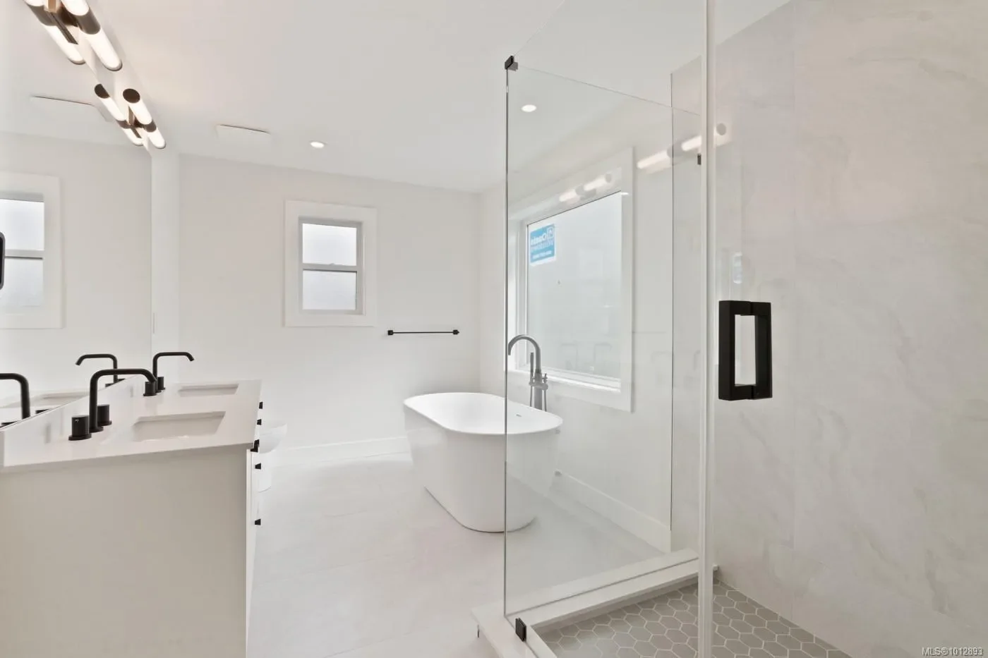 556 Belford Pl, Langford, British Columbia, Canada. - Photo 18