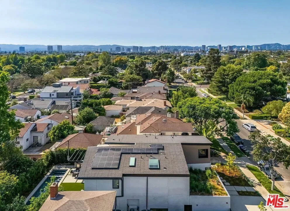 2831 Malcolm Avenue, Los Angeles, California, United States. - Photo 40