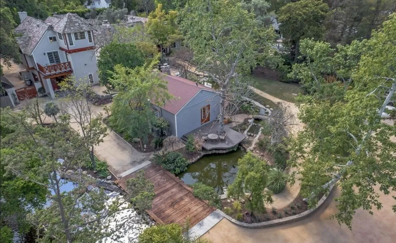 4750 Encino Avenue, Los Angeles, California, United States. - Photo 28