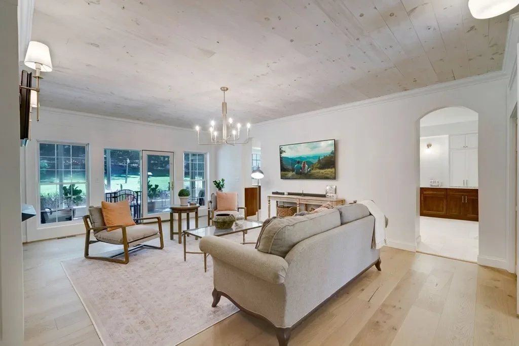 211 W Oakcrest Drive, Blue Ridge, Georgia, United States. - Photo 15