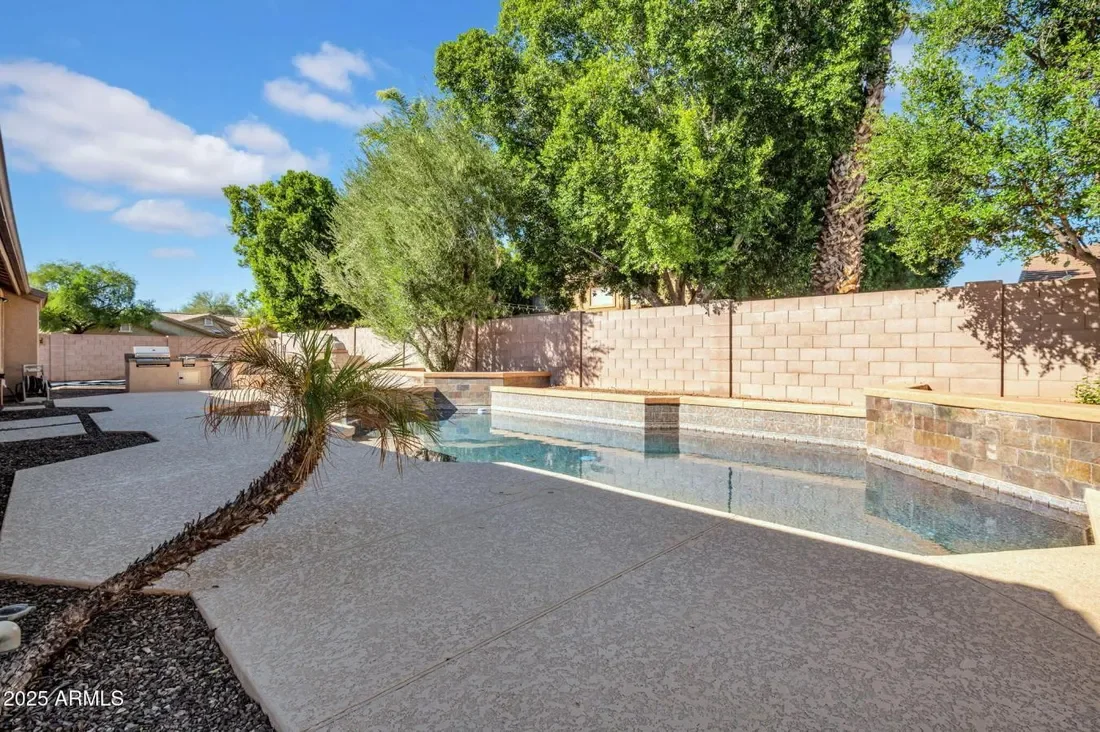 8862 W IRMA Lane, Peoria, Arizona, United States. - Photo 19
