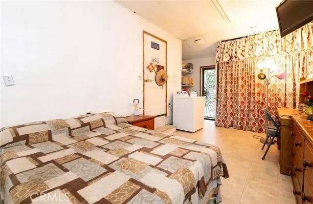 14527 S Corlett, Compton, CA 90220, Compton, California, United States. - Photo 7