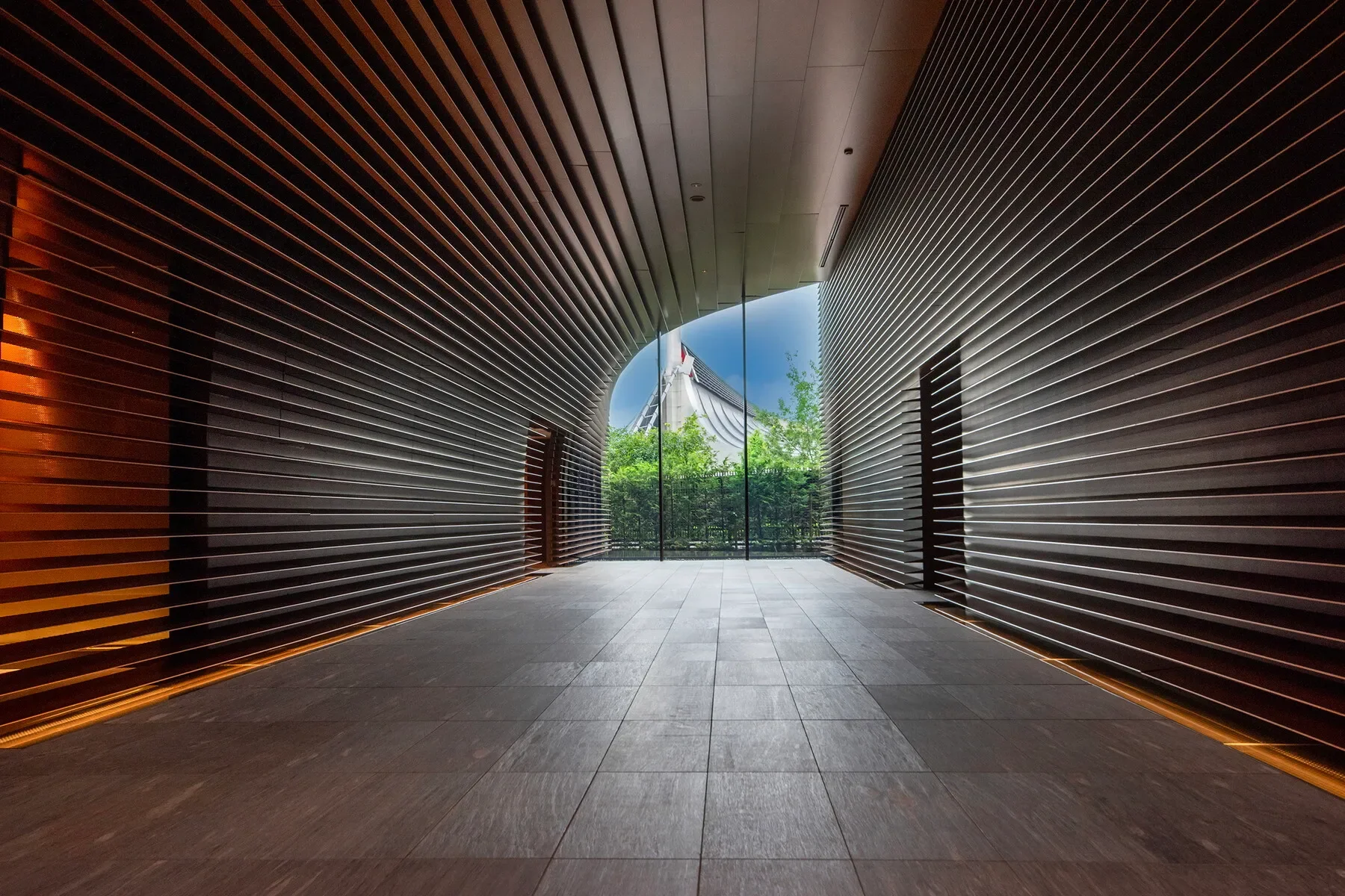 Exterior photo 3