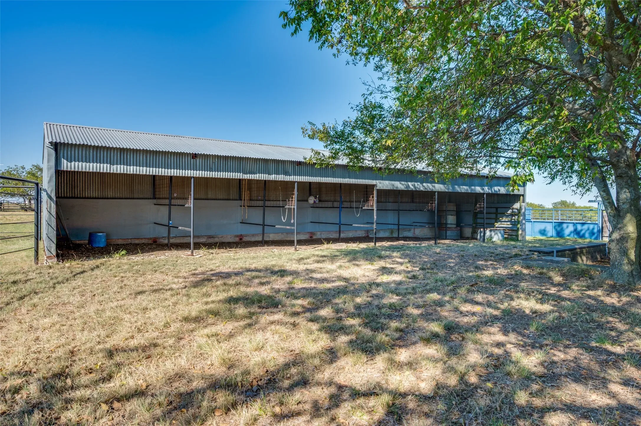 1332 County Road 423, Muenster, TX 76252, Muenster, Texas, United States. - Photo 16