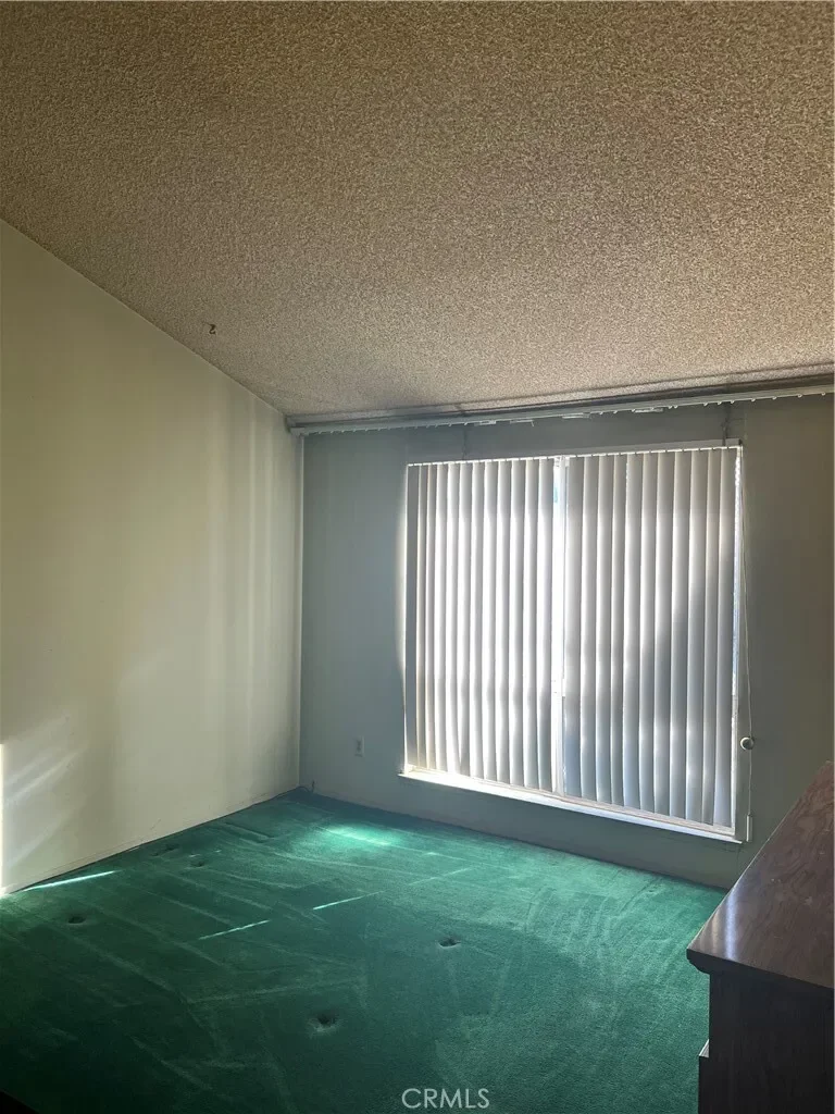 9688 Kewen Avenue, Pacoima, CA 91331, Los Angeles, California, United States. - Photo 10