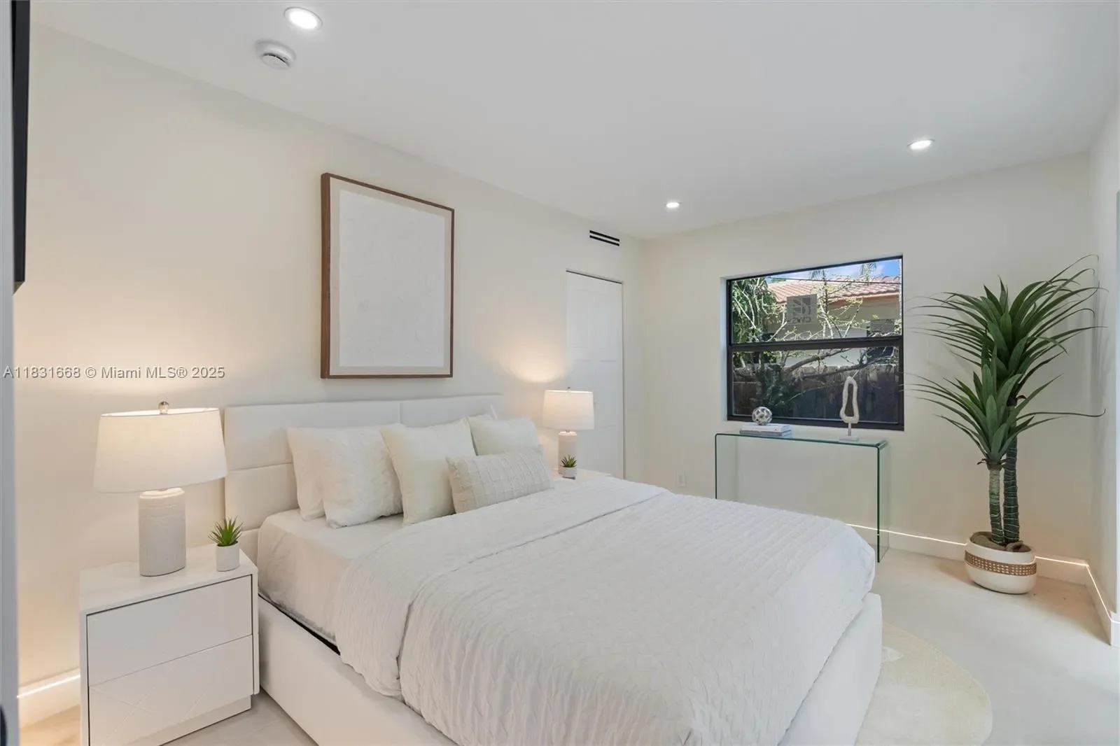 1108 Harrison St, Hollywood, Florida, United States. - Photo 15