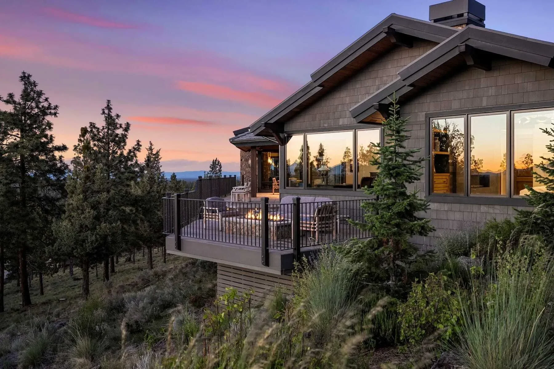 3481 NW Greenleaf Way , Bend, OR 97703, Bend, Oregon, United States. - Photo 2