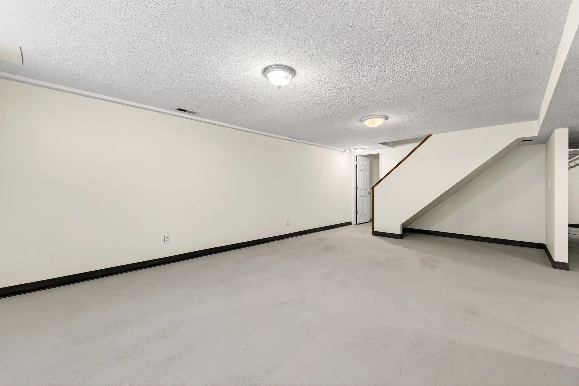15556 Country Ridge Drive , Chesterfield, MO 63017, Town and Country, Missouri, United States. - Photo 14