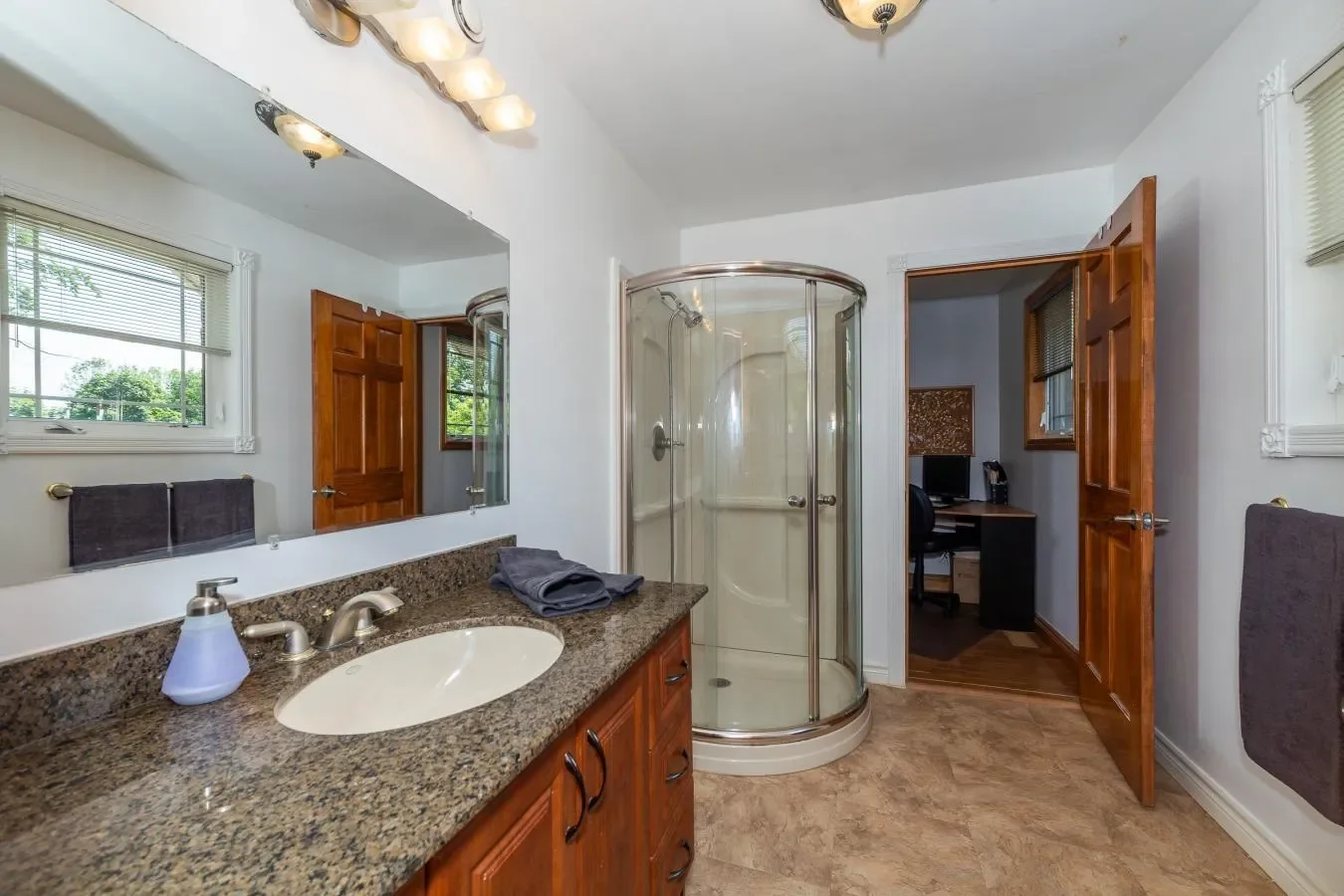 910 26th Street E, Owen Sound, Ontario, Canada. - Photo 28